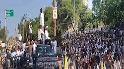 बारां में खाद संकट को लेकर हल्ला बोल, हजारों किसानों के साथ सड़क पर उतरे नरेश मीणा