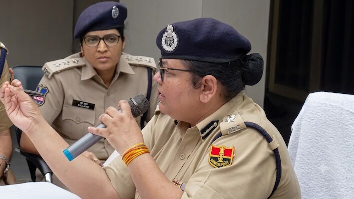 कोटा में पहले ही दिन 'ऑपरेशन हॉक' का बड़ा एक्शन, चाकूबाजों को पुलिस ने कहा- You're under Arrest