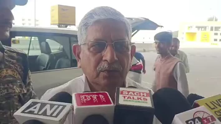 नीतीश कुमार का हस्तक्षेप रंग लायाः ललन सिंह ने शांत कराया अनंत सिंह-नीरज कुमार का विवाद