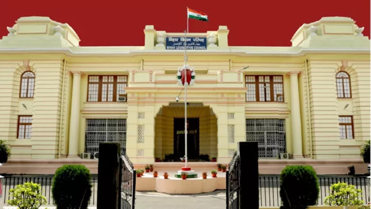 बागी बिगाड़ेंगे MLC चुनाव की तस्वीर: JDU के बाद उपेंद्र कुशवाहा की पार्टी में भी बगावत, महागठबंधन भी इसका शिकार बागी बिगाड़ेंगे MLC चुनाव की तस्वीर: JDU के बाद उपेंद्र कुशवाहा की पार्टी में भी बगावत, महागठबंधन भी इसका शिकार
