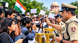 Delhi Protest कवर कर रहे हैं पत्रकारों के लिए पुलिस ने जारी की गाइडलाइन, जानें क्या हैं निर्देश