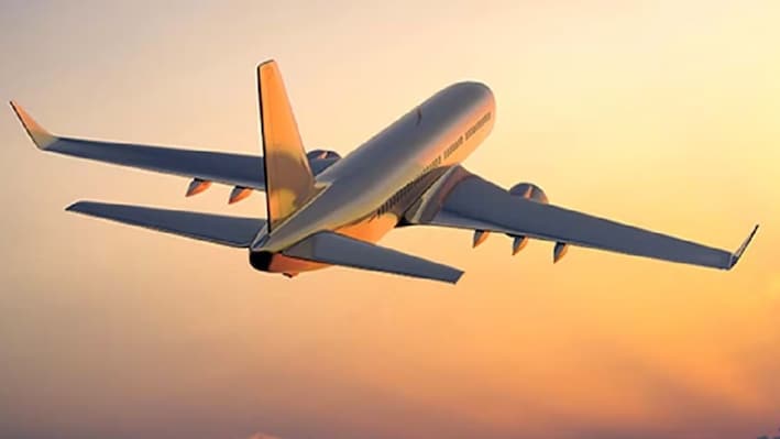 दिवाली-छठ पर घर जाना हुआ महंगा: भोपाल-दिल्ली का फ्लाइट किराया बढ़ा, हर टिकट पर देने होंगे इतने रुपये ज्यादा