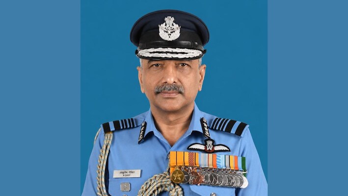 अब आशुतोष दीक्षित संभालेंगे वायुसेना की कमान; ऑपरेशन सफेद सागर और सिंदूर में बरसा चुके हैं कहर