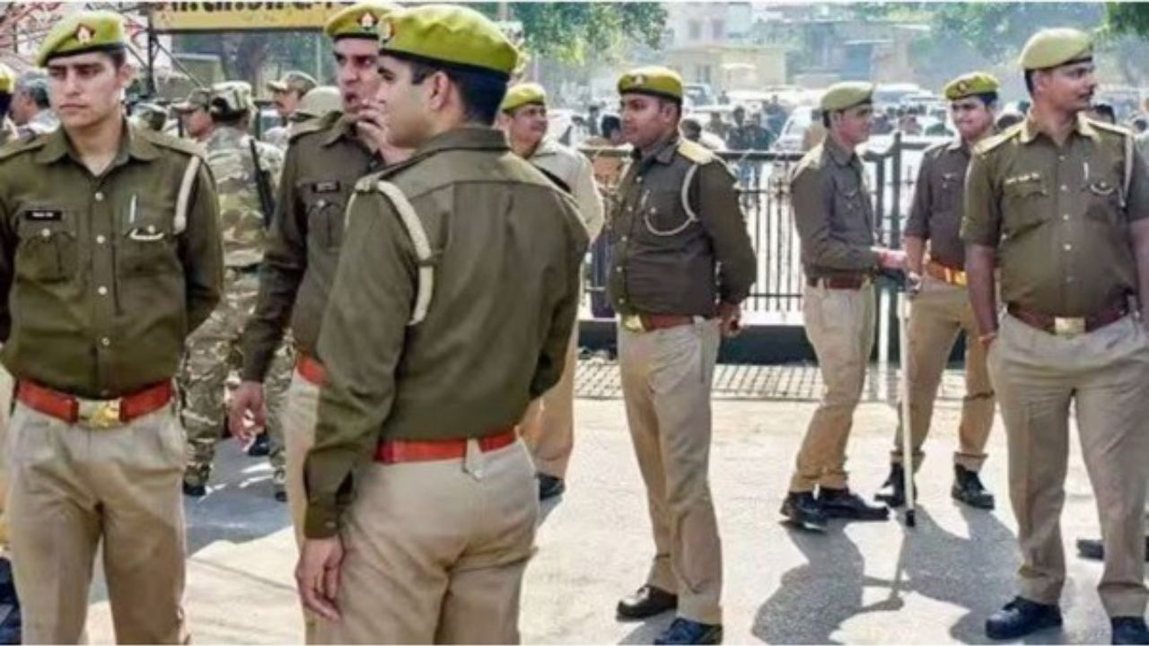 5 साल का प्यार, प्रेमी ने दूसरे से की सगाई, कौशांबी में प्रेमिका ने उठाया खौफनाक कदम 5 साल का प्यार, प्रेमी ने दूसरे से की सगाई, कौशांबी में प्रेमिका ने उठाया खौफनाक कदम