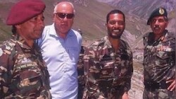 तुम कारगिल में कब जाना चाहते हो? नाना पाटेकर से फोन पर रक्षा मंत्री ने पूछा था ये सवाल, फिर वॉर जोन में की थी फौजियों की मदद