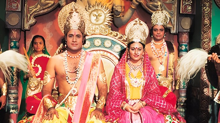 फैंस के लिए बड़ा सरप्राइज: 39 साल बाद ‘कलयुग’ की Ramayan में साथ दिखेंगे टीवी के ‘राम-सीता’, लड़ेंगे सच-झूठ की लड़ाई