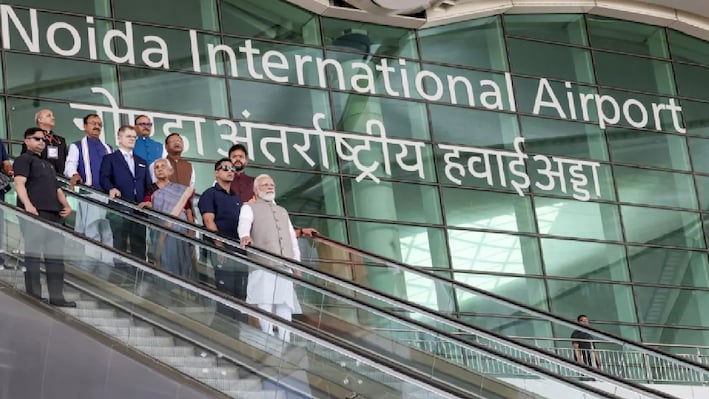 'जेवर' को मिला नया नाम: अब 'नरेंद्र मोदी इंटरनेशनल एयरपोर्ट' से होगी पहचान, योगी कैबिनेट का बड़ा फैसला