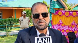 PDP नेता अब्दुल कबीर ने आतंकी बुरहान वानी को बताया 'शहीद', पुलिस ने लिया एक्शन