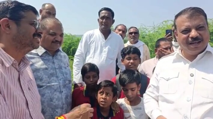 कैमोर में जमीन के नीचे दबा है 10 लाख टन एस्बेस्टस कचरा? उमंग सिंघार ने जताई लोगों की सेहत पर चिंता