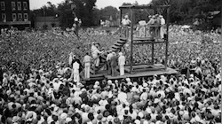अमेरिका में सार्वजनिक फांसी का आखिरी मामला, 1936 में क्या हुआ था?