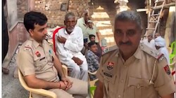 क्या Delhi में प्रोटेस्ट के चलते Haryana के एक गांव में पुलिस हो गई डिटेन? प्रदर्शन से पहले देने पहुंची थी नोटिस; देखें VIDEO