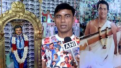 'हमारे कुलदेवता हैं रजनीकांत...': नवरात्रि पर जब फैन ने अपने मंदिर में सजाया थलाइवर का ऐसा दरबार, देखकर पूरी दुनिया हैरान