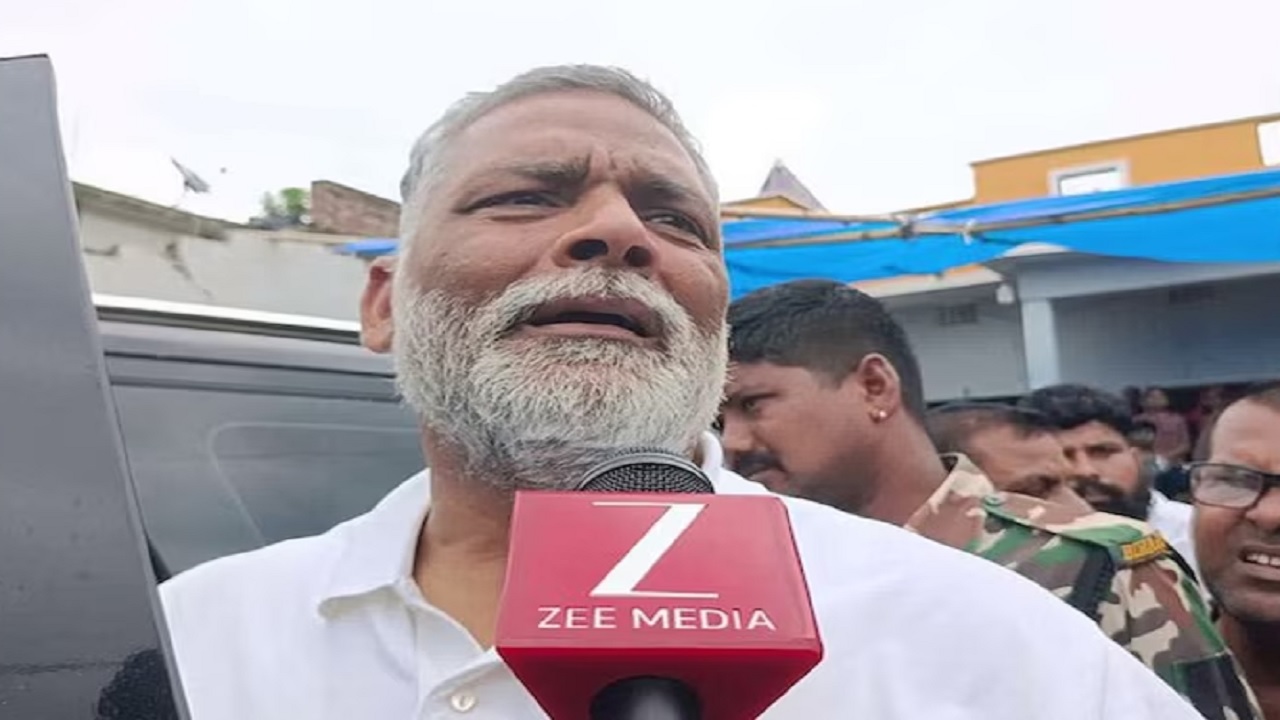 'अब लड़ाई हिंदू-मुस्लिम की नहीं, संविधान बचाने की है': सांसद पप्पू यादव का पीएम मोदी और अमित शाह पर हमला, बोले- इस्तीफा दें 'अब लड़ाई हिंदू-मुस्लिम की नहीं, संविधान बचाने की है': सांसद पप्पू यादव का पीएम मोदी और अमित शाह पर हमला, बोले- इस्तीफा दें