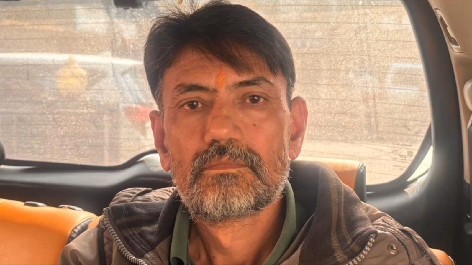 शराब के नशे में दोस्ती बनी दुश्मनी: पत्थर से सिर पर वार कर मजदूर की हत्या, 2 महीने पहले गुजरात में थे मिले शराब के नशे में दोस्ती बनी दुश्मनी: पत्थर से सिर पर वार कर मजदूर की हत्या, 2 महीने पहले गुजरात में थे मिले
