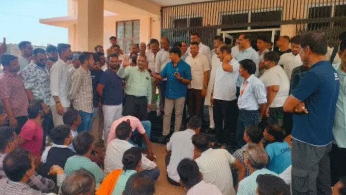 RSS प्रचारक को रात भर थाने में रखा बंद, गाली-गलौच करते हुए मारपीट, SHO समेत 6 सस्पेंड