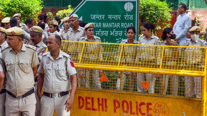 जंतर-मंतर पर प्रदर्शन बंद करने का फैसला कितना कानूनी? जानें क्या सुप्रीम कोर्ट के 2018 के आदेश से मेल खाता है यह निर्णय