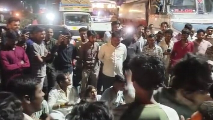 आगर-मालवा में बिजली कटौती पर बवाल, ग्रामीणों ने इंदौर-कोटा नेशनल हाईवे किया जाम