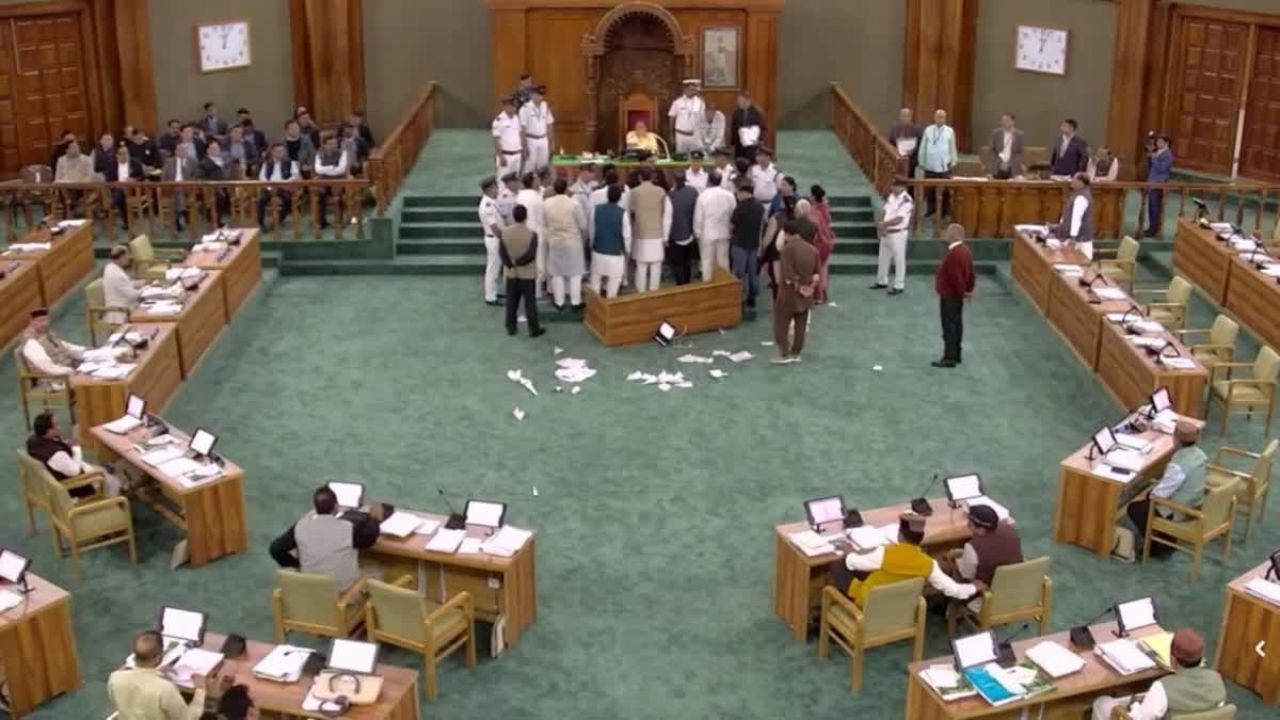 उत्तराखंड में मानसून सत्र का ऐलान: गैरसैंण में दो दिन जुटेंगे विधायक, कई फैसलों पर लगेगी मुहर उत्तराखंड में मानसून सत्र का ऐलान: गैरसैंण में दो दिन जुटेंगे विधायक, कई फैसलों पर लगेगी मुहर