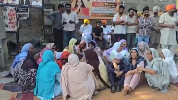 'ड्रग माफिया का हो एनकाउंटर', परमिंदर की मां ने रोते हुए पुलिस से लगाई गुहार, कहा- आरोपी को मार देनी चाहिए गोली