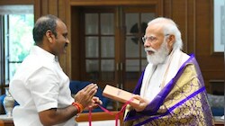 केंद्रीय मंत्री ने पद से दिया इस्तीफा, राज्यसभा की सीट भी छोड़ी; PM मोदी को पत्र लिखकर बताई मन की बात