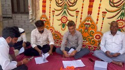 भगवान बने निर्वाचन अधिकारी: न EVM, न चुनावी शोर…  मंदिर में वोटिंग, राजस्थान में ऐसे चुना गया गांव का सरपंच प्रत्याशी