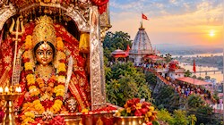 माता चंडिका का रहस्य: जब शुंभ-निशुंभ के अंत के लिए देवी ने धारण किया ये उग्र रूप, जानिए प्रसिद्ध मंदिरों का इतिहास