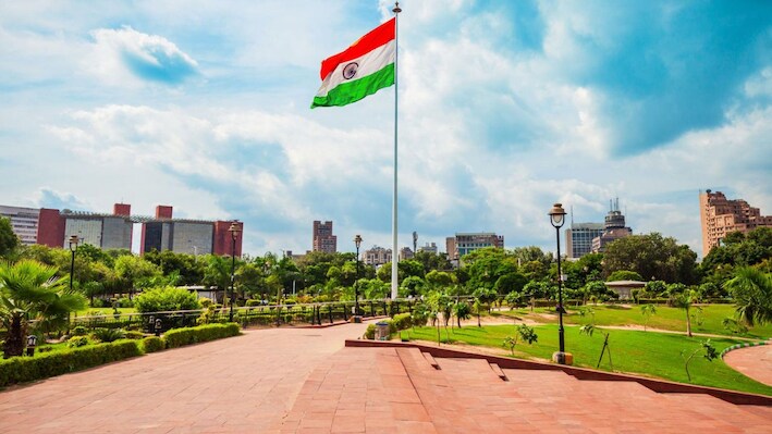 Delhi में 'लहरा दो तिरंगा' अभियान के लिए CP का सेंट्रल पार्क ही क्यों चुना गया?