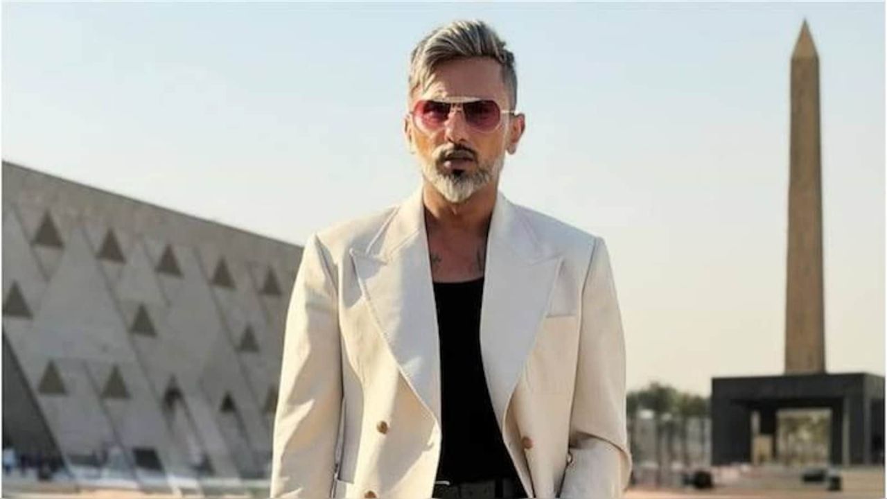 नो मोर डिले: कानूनी फंदे में फंसे Yo Yo Honey Singh, साइबर सेल का सख्त रुख! आज ही होना होगा पेश नो मोर डिले: कानूनी फंदे में फंसे Yo Yo Honey Singh, साइबर सेल का सख्त रुख! आज ही होना होगा पेश