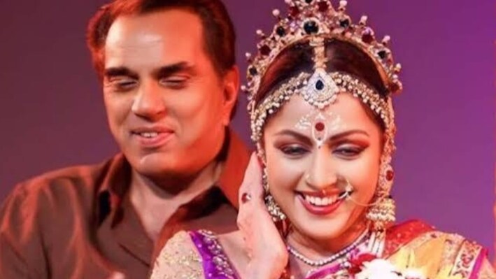 शादीशुदा धर्मेंद्र को देखते ही दिल हार बैठी थीं हेमा मालिनी, पहली नजर में हुआ था प्यार; बोली थीं-मुझे और कुछ दिखाई नहीं देता
