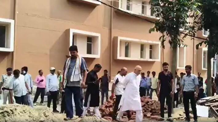 पीएचडी स्कॉलर को दिनदहाड़े गोली मारी: मधेपुरा में विश्वविद्यालय जा रहे विधायक के भाई को मौत के घाट उतारा