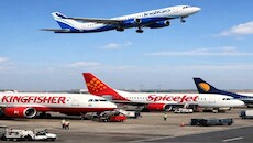 फ्लाइट के मनमाने किराए पर सुप्रीम कोर्ट की फटकार, 16 नवंबर तक नियम बनाए सरकार