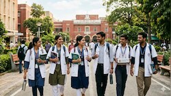 MBBS छात्रों के लिए बड़ी राहत: 4 नहीं, अब 5 प्रयासों में पास कर सकेंगे फर्स्ट ईयर! NMC ने बदला नियम