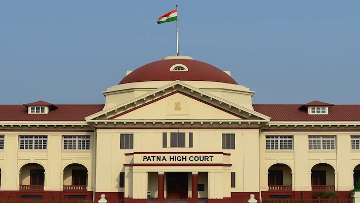 महिला के ऊपर लेटना और उसका मुंह बंद करना बलात्कार की कोशिश नहीं: पटना हाई कोर्ट