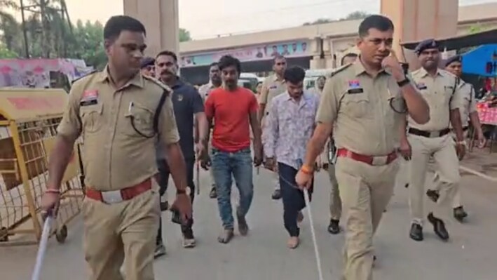 राजनांदगांव गौवंश मामला: गौरी नगर में कटे सिर मिलने पर 10 गिरफ्तार, 2 आरोपियों का निकाला जुलूस