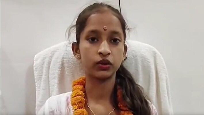 कटिहार में अनोखा कन्या पूजन! कटिहार में 9 कन्याएं बनीं एक दिन की पार्षद