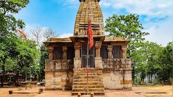 छत्तीसगढ़ का अनोखा मंदिर: पहाड़ों पर विराजीं मां महिषासुर मर्दिनी, कलचुरी वंश के राजा ने कराया था निर्माण