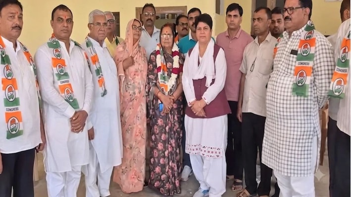 7 साल बाद कांग्रेस में लौटीं सुशीला सीगड़ा: रीटा चौधरी बोलीं- ये मेरी खोई हुई बहन है