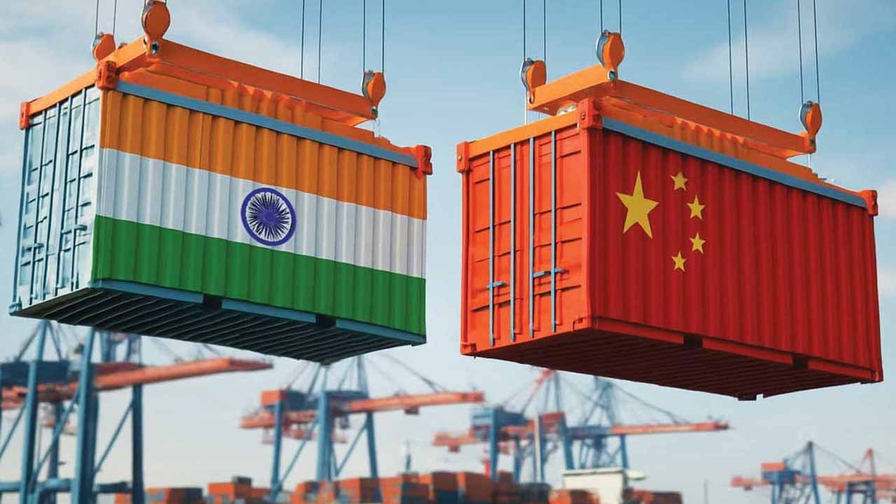 EV का बढ़ता क्रेज...5300 अरब का व्यापार घाटा, चीन से भरकर आ रहे कंटेनर पर सरकार ने जताई चिंता; अब क्या होगा? EV का बढ़ता क्रेज...5300 अरब का व्यापार घाटा, चीन से भरकर आ रहे कंटेनर पर सरकार ने जताई चिंता; अब क्या होगा?