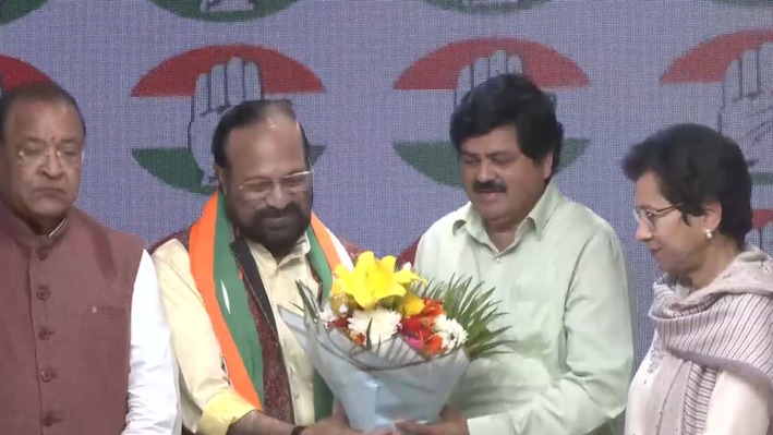 उत्तराखंड में BJP को झटका, जुबिन नौटियाल के पिता रामशरण नौटियाल कांग्रेस में शामिल