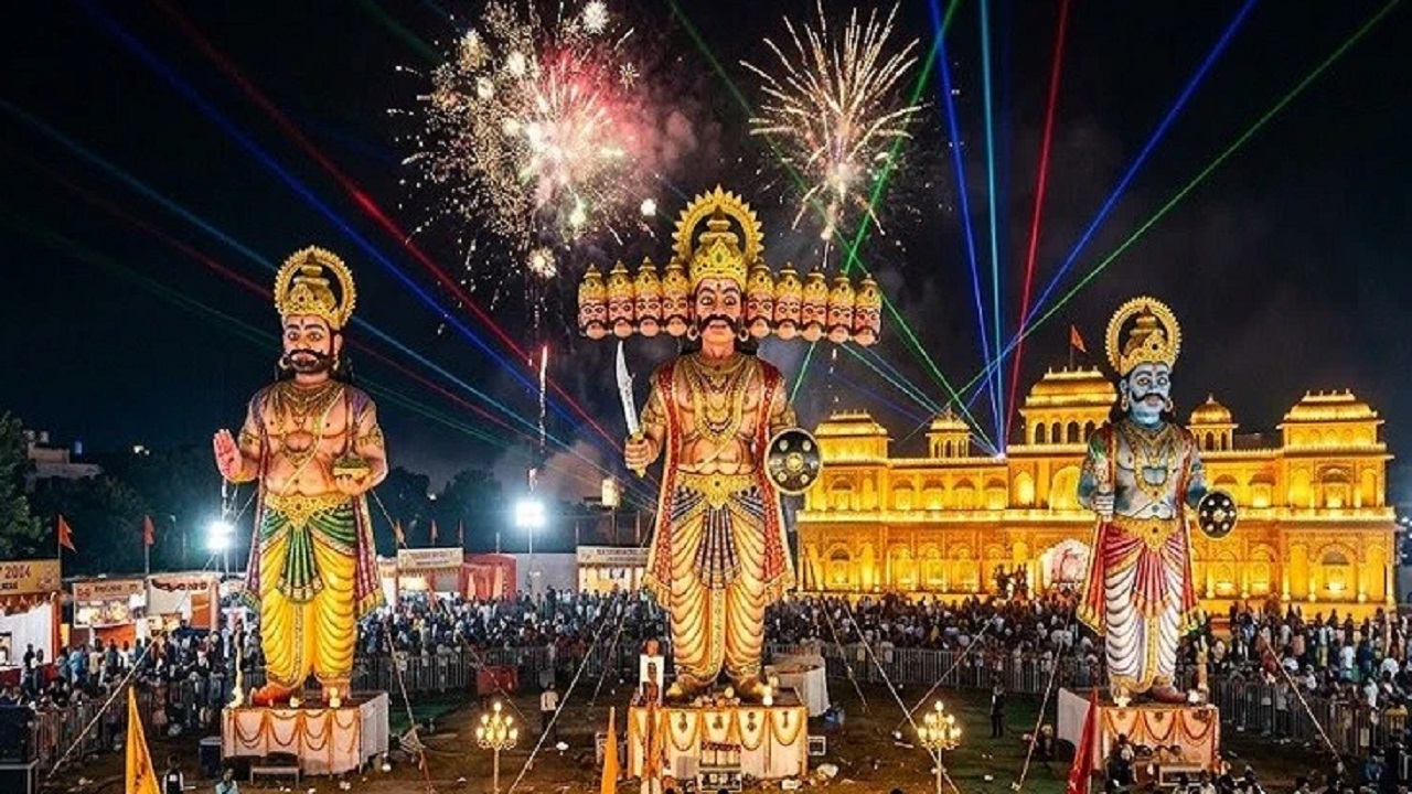 रांची में जलेगी 2 मंजिला सोने की लंका, इस बार 70 फीट ऊंचे रावण का होगा दहन रांची में जलेगी 2 मंजिला सोने की लंका, इस बार 70 फीट ऊंचे रावण का होगा दहन