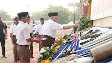 क्यों हर साल दशहरे पर RSS करता है शस्त्र पूजा, साल में मनाता है सिर्फ 6 त्योहार? कब और कैसे शुरू हुई परंपरा