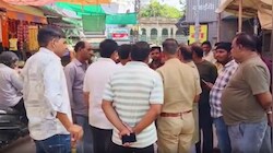झुंझुनूं में कबूतरखाना बस स्टैंड पर दो पक्षों में खूनी संघर्ष: 4 लोग घायल, वारदात CCTV में कैद