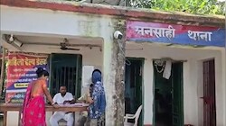 कटिहार में नवमी की रात मंदिर जाने के लिए निकली 5 छात्राएं लापता, परिजनों ने जताया अपहरण की आशंका