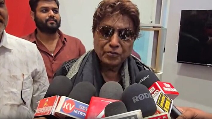 'NO कमेंट्स', टाइगर श्रॉफ पर हमले के सवाल पर बोले शब्बीर कुमार, बेगूसराय में आए थे बॉलीवुड सिंगर