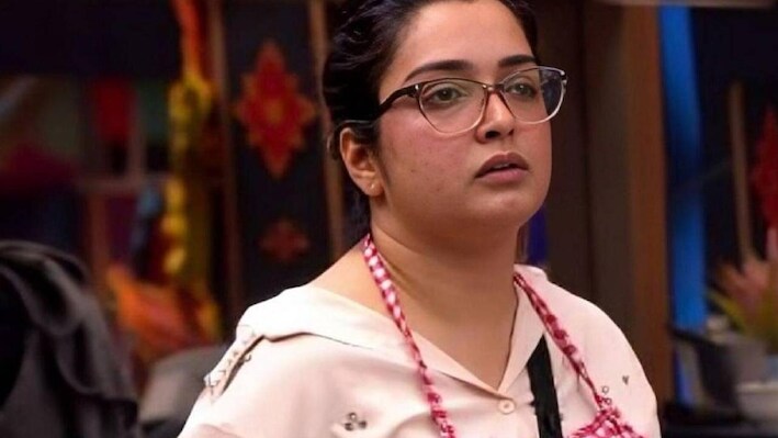 'बिग बॉस 20' में टूट गईं आम्रपाली दुबे? रोते हुए शो छोड़ने की की बात