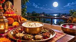शरद पूर्णिमा और कोजागिरी व्रत: जानिए क्यों चांद की रोशनी में रखा जाता है मसाला दूध, क्या है इसका धार्मिक महत्व?