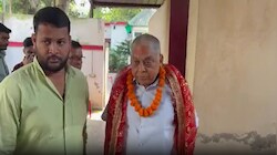 अस्पताल से घर लौटे नीरज कुमार, समर्थकों से कहा- मजबूती से डटे रहें, मां भगवती न्याय करेंगी