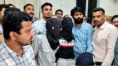 टाइगर श्रॉफ अटैक केस में कोर्ट ने तीनों आरोपियों को 31 अक्टूबर तक पुलिस रिमांड पर भेजा, खुलेंगी साजिश की परतें!