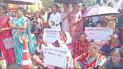फादर बैनेदिक बारला पर जानलेवा हमला, विरोध में रहा बंद खूंटी, दिनभर ठप रहा शहर
