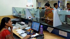 5000 रुपये से ज्यादा नहीं निकाल सकेंगे इस बैंक के ग्राहक, RBI के एक्शन के पीछे क्या है कारण?